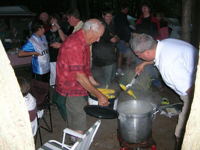 Photo: A Corn Roast Needs Some Cooks
Photographer: Hanzo VanBeusekom