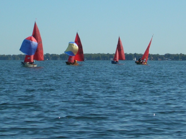 Photo: Aleid and Don Fly Their Spinnakers